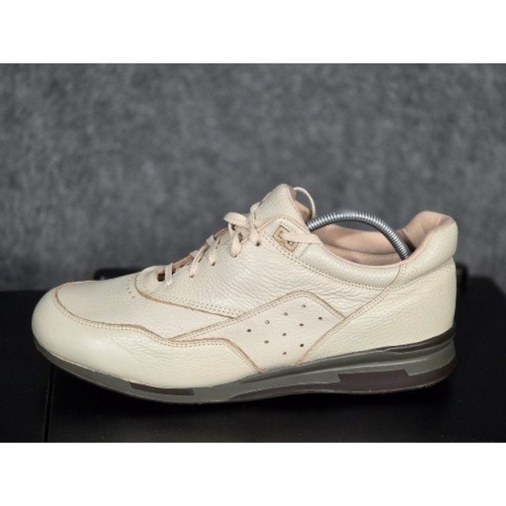 ET Wright Walkabout Mens Leather Upper Comfort Walking‎ Shoes Beige Sz 13 B Work